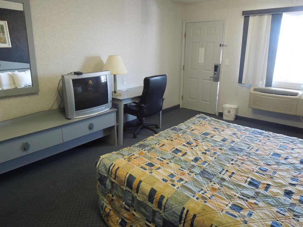 Knights Inn Absecon Room photo